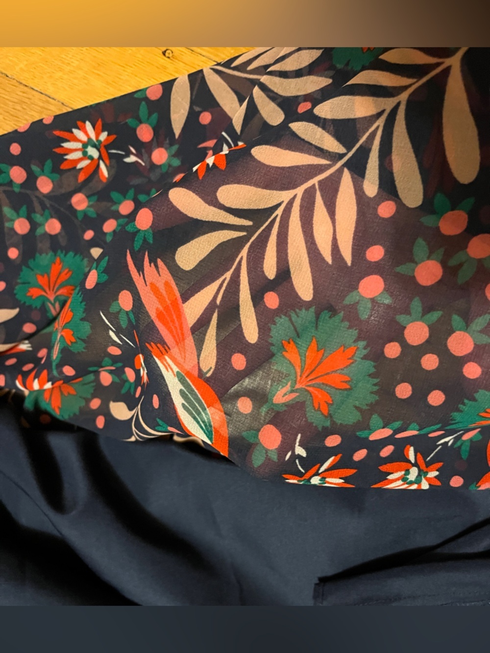 Boden flowy airy floral parrot navy Ada midi dress pouf sleeves 6P tropical prep - Picture 7 of 9